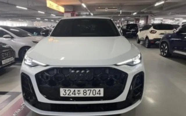 쏘울부스터EV 중고차 Q5 (80A) 스포트백 40 TFSI 콰트로 S-라인 매물 사진 19 - 2025/11 2,279km