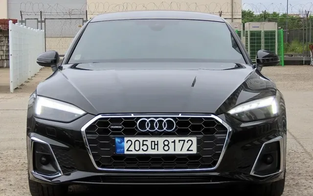 쏘울부스터EV 중고차 A5 (F5) 40 TFSI 콰트로 프리미엄 스포트백 매물 사진 16 - 2023/03 42,160km