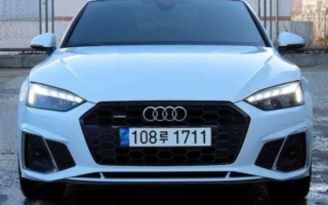 쏘울부스터EV 중고차 A5 (F5) 40 TDI 콰트로 프리미엄 스포트백 매물 사진 3 - 2022/04 57,604km